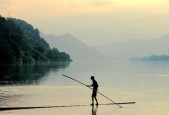 烟雨江湖水上漂（船行江湖）
