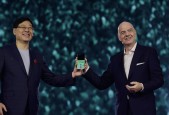杨元庆与因凡蒂诺两次同台背后：联想集团混合式 AI 重塑世界杯「超级场景」