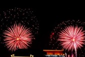 妄想山海烟花庆典（游戏世界中的梦幻花火表演）