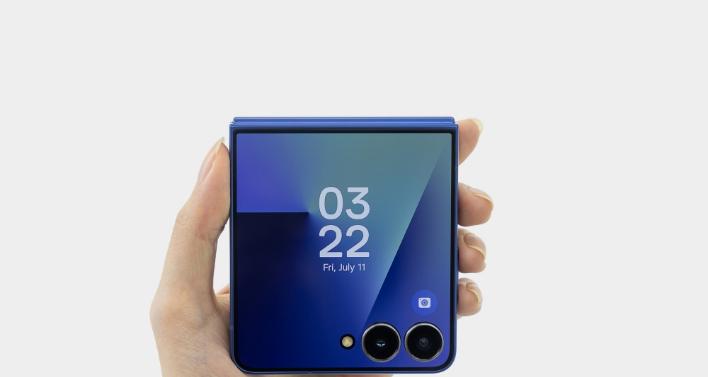 三星 Galaxy Z Flip7：握在掌心的 AI 旗舰  第9张