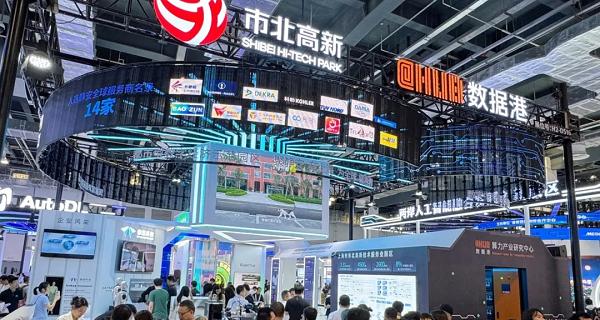 像航科技亮相 WAIC 2025，新一代多模态智能体引领交互革新  第10张
